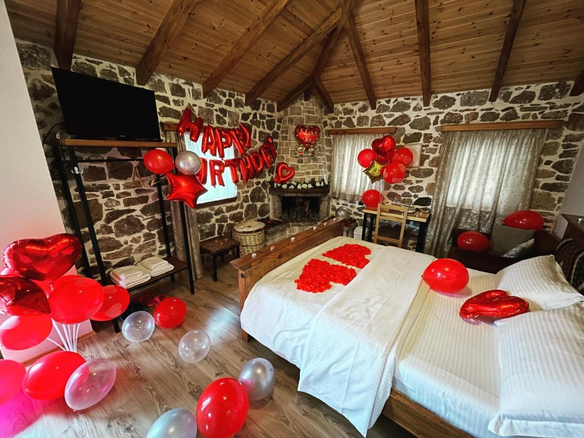 Hotel Bujtina Liana Voskopojë Extérieur photo