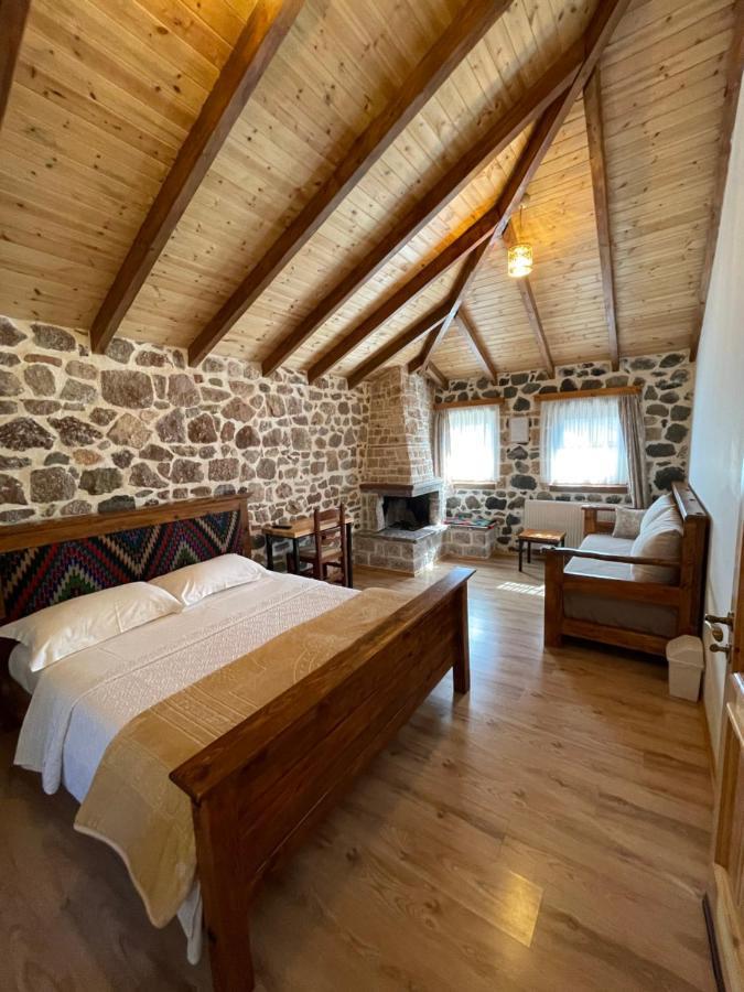 Hotel Bujtina Liana Voskopojë Extérieur photo